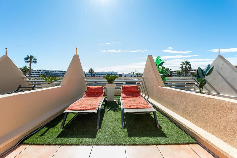 Day, Natural landscape, sunbed