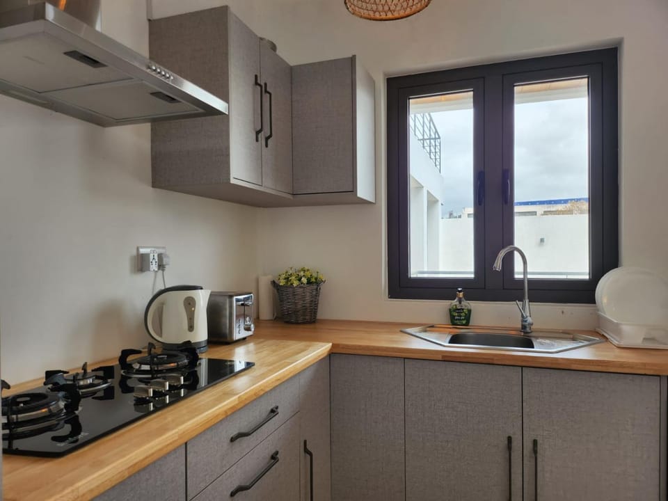 Coffee/tea facilities, Kitchen or kitchenette, toaster