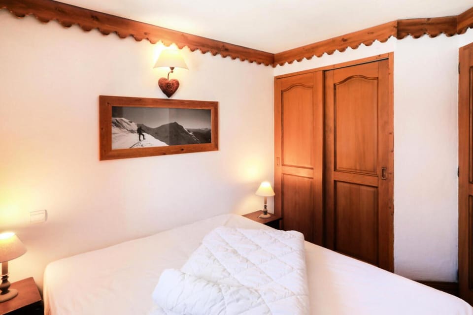 Bed, Bedroom, furniture
