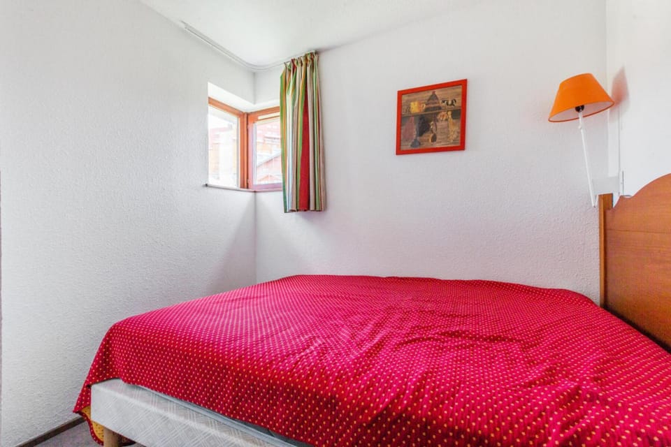 Bed, furniture