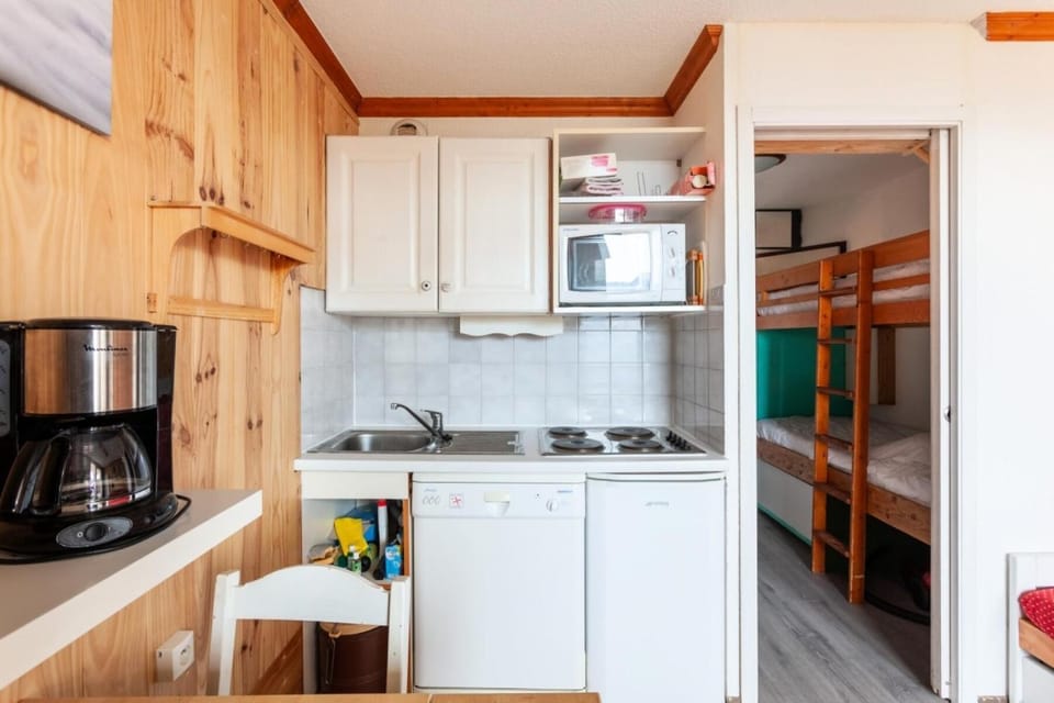 oven, kitchen