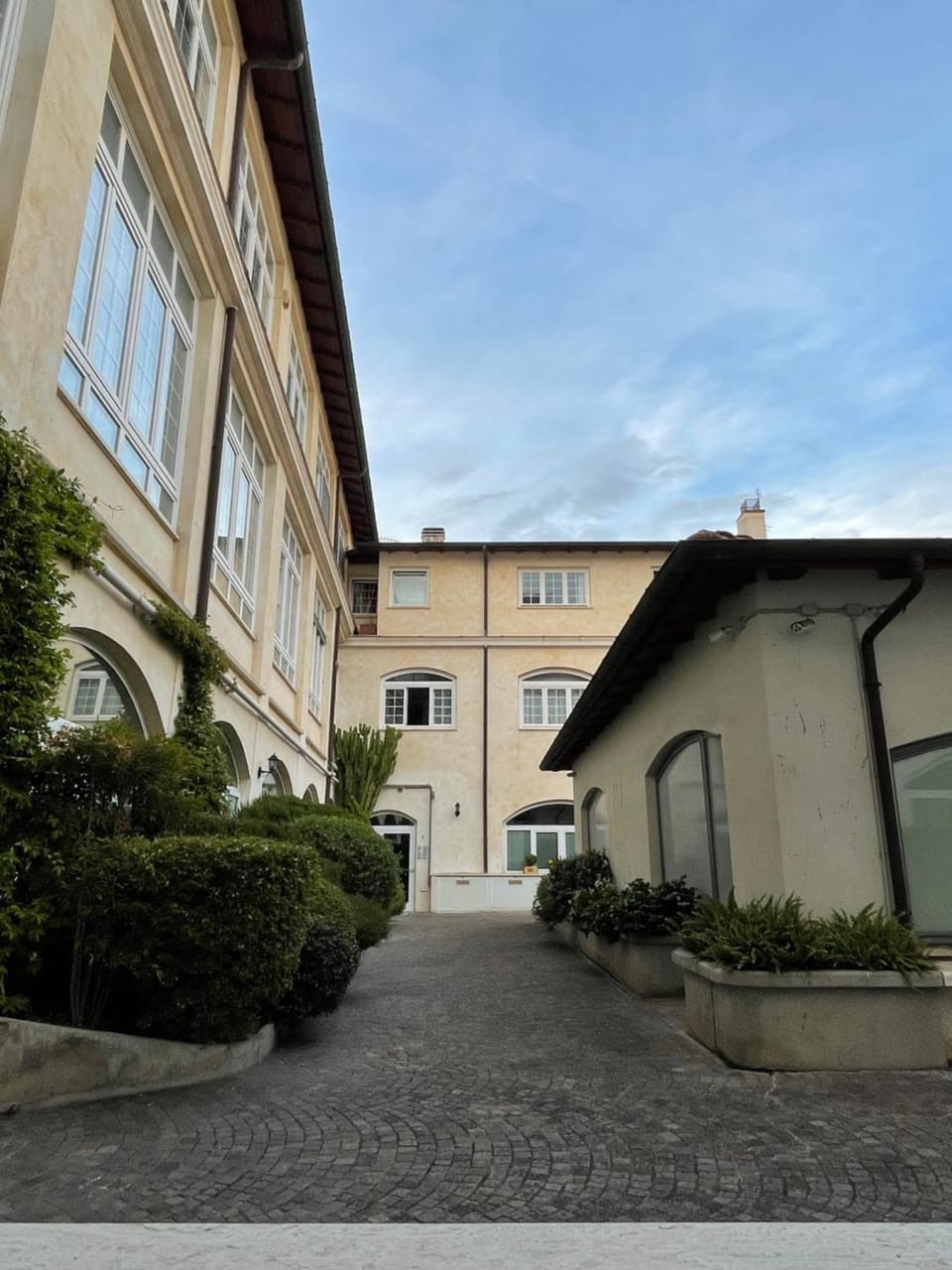 Property building, Day