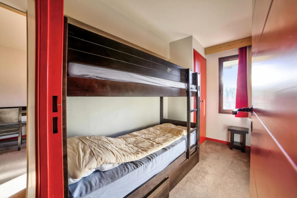 Bed, Bedroom, furniture