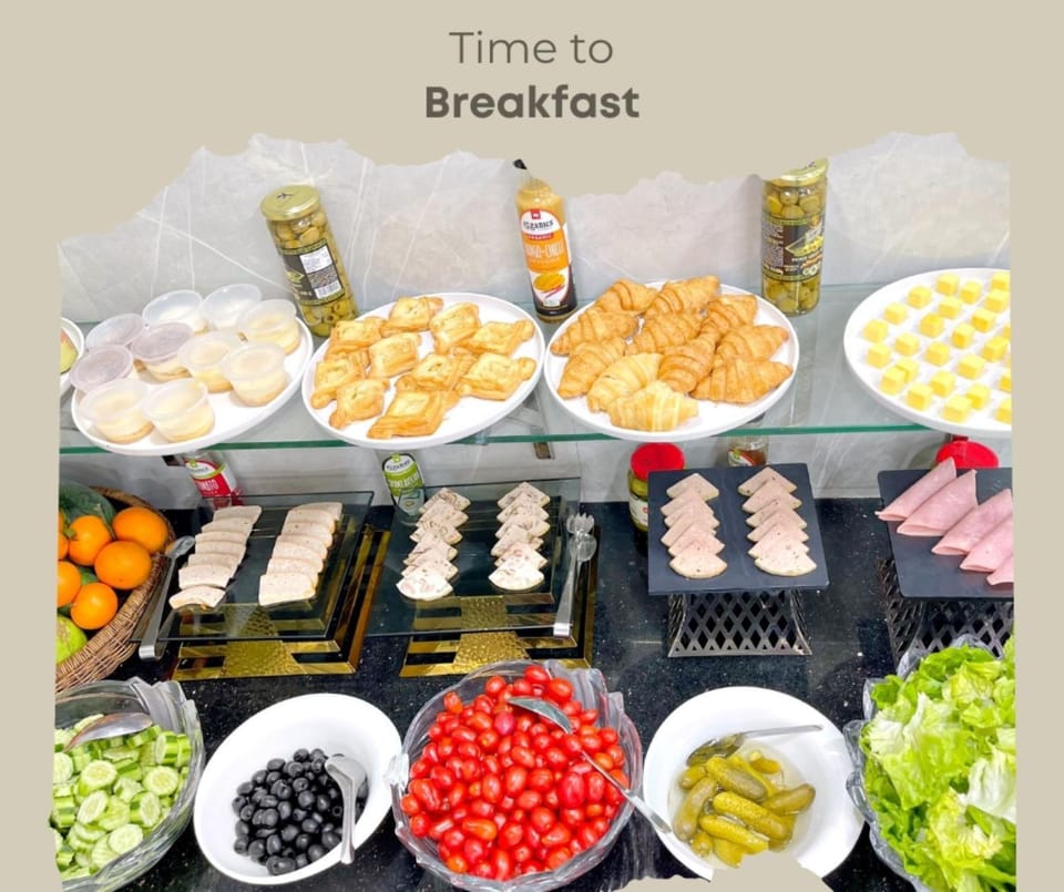 Food and drinks, Food, Buffet breakfast
