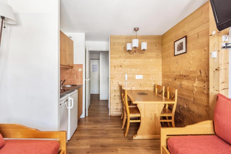 Bathroom, kitchen