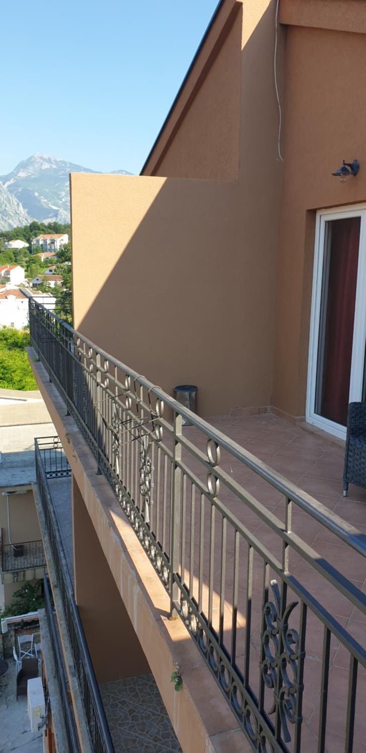 Property building, Balcony/Terrace