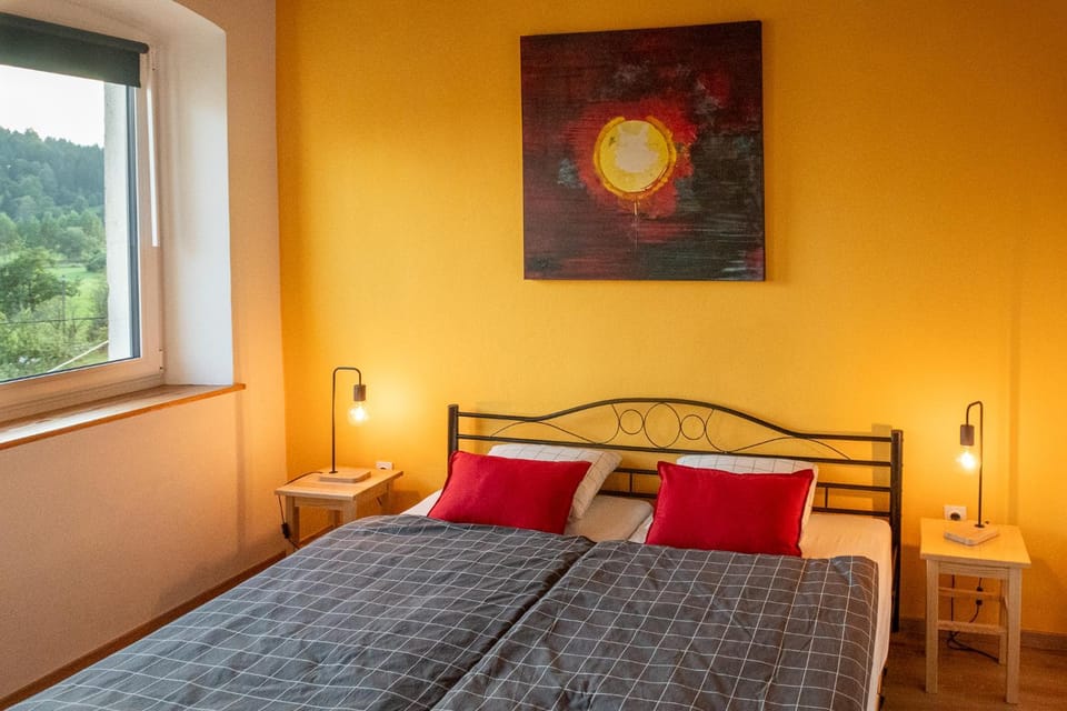 Bed, Photo of the whole room, Bedroom