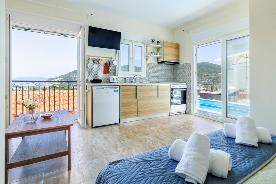 TV and multimedia, Kitchen or kitchenette, pet friendly, stove
