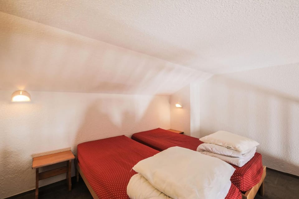 Bed, furniture