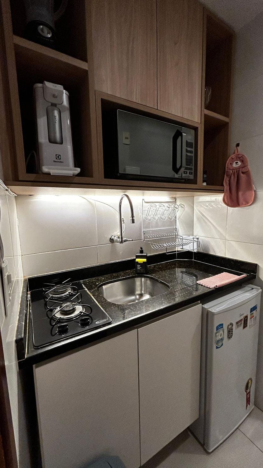 Kitchen or kitchenette, Bedroom