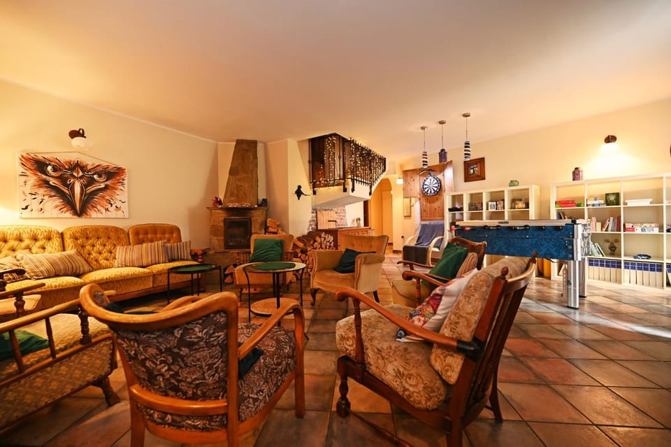 Living room, Lounge or bar, Seating area