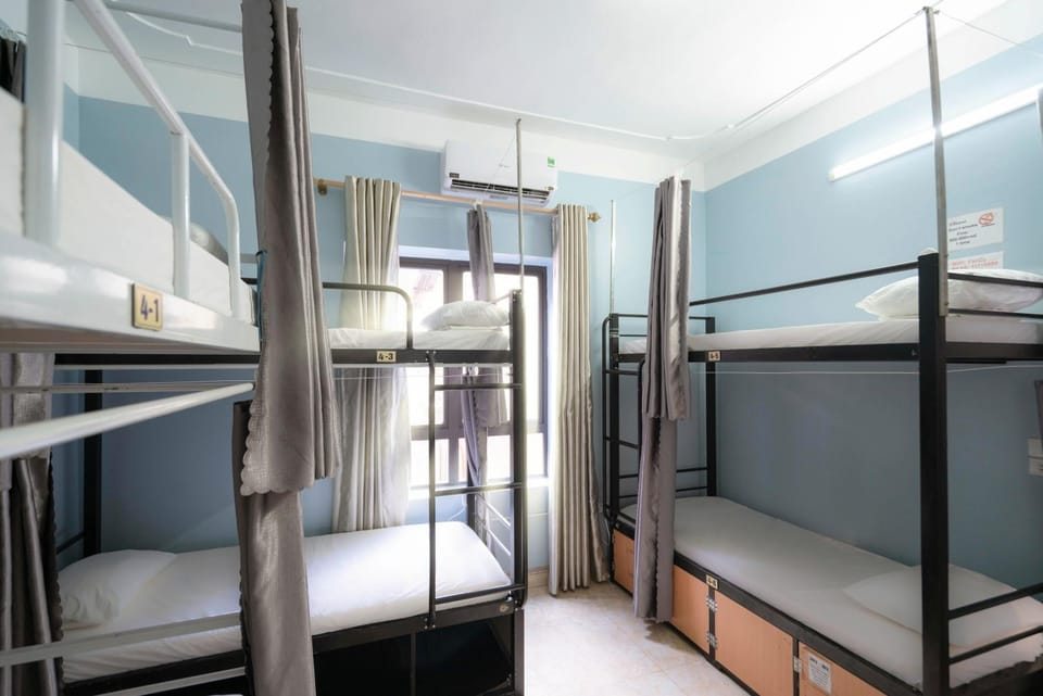 bunk bed