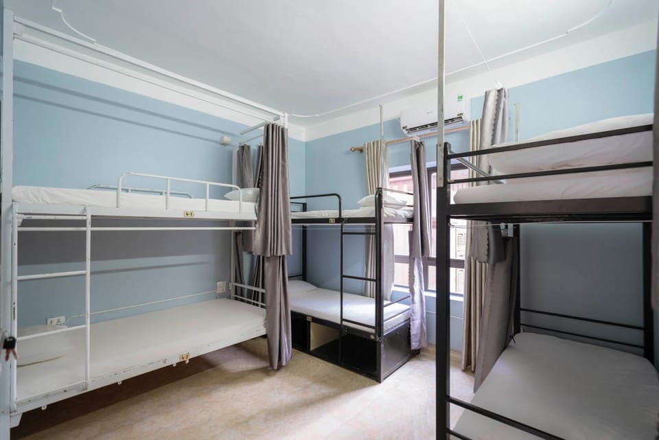 bunk bed