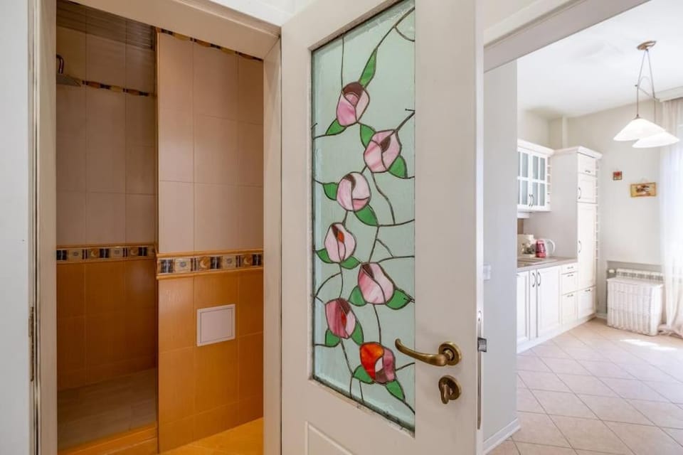 Aristocratic Place, TOP location Apartment in Sofia