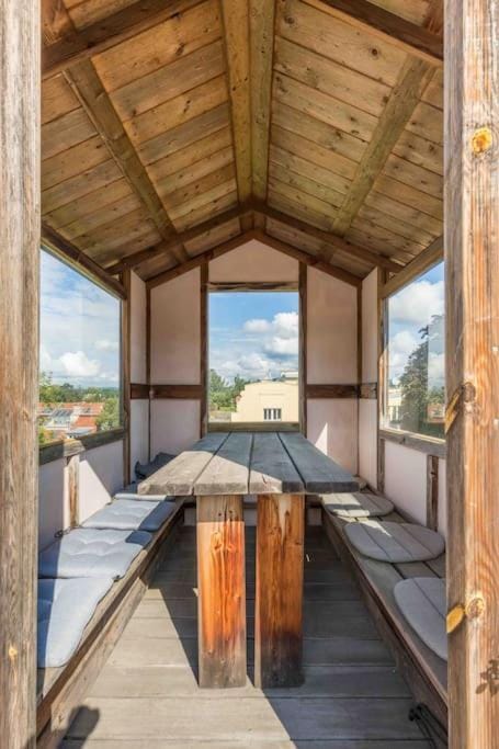 Whirlpool , Dachterrasse , Wienblick , zwei Etagen Apartment in Vienna