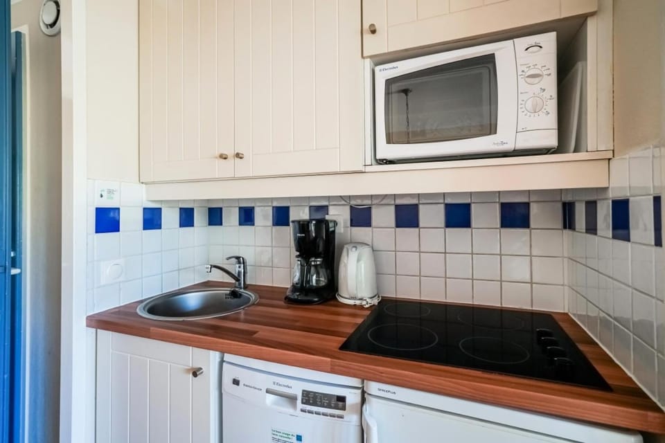 Bathroom, microwave, kitchen