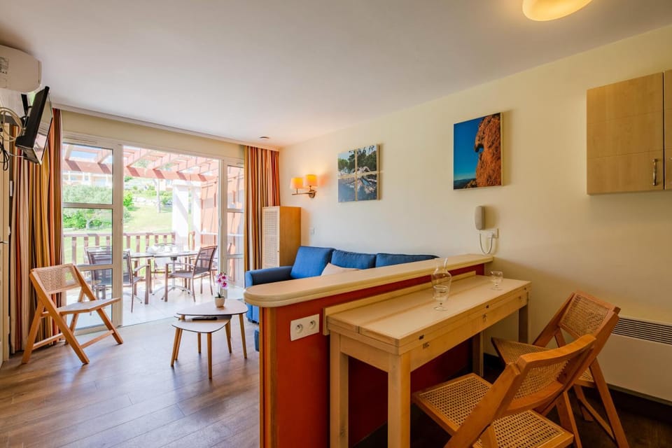Résidence le Village de Cap Esterel - maeva Home - Appartement 2 Pièces 6 Personnes - Sélection MAE-8258 Apartment in Saint-Raphael