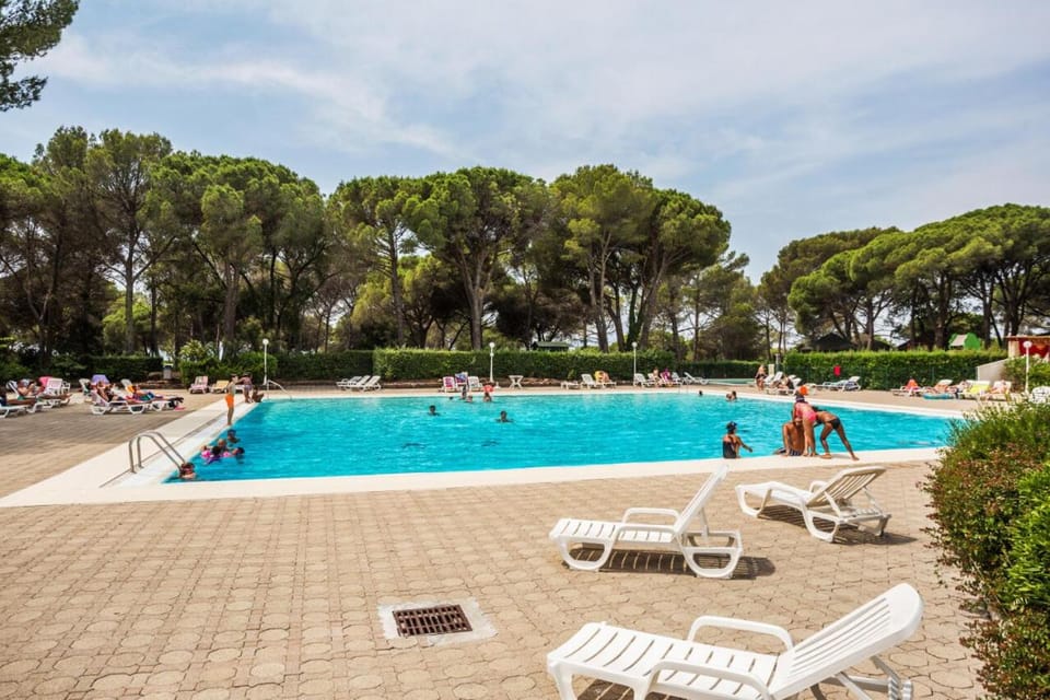 Beach, Swimming pool