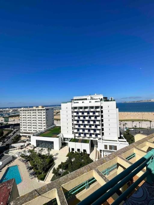 Luxueux Appartement centre et plage & wifi ! Apartment in Tangier