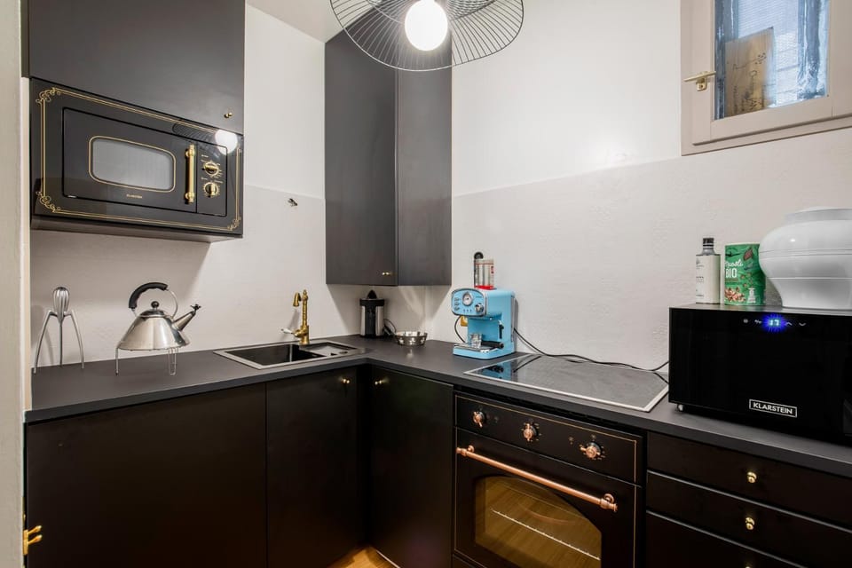 dishwasher, microwave, oven, kitchen