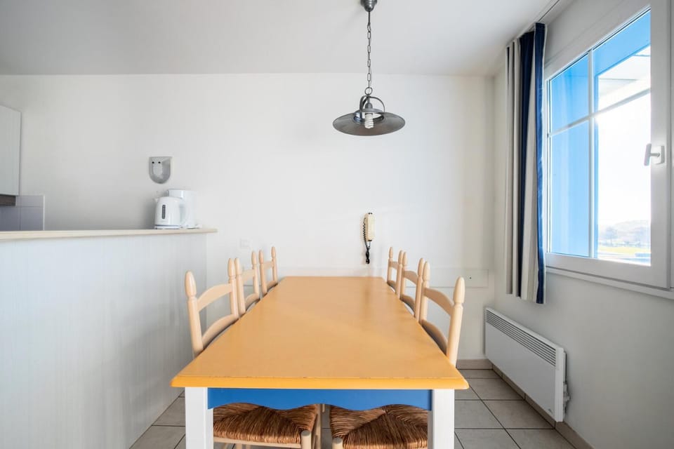 Résidence Port Bourgenay - maeva Home - Appartement 7 personnes 1 chambre + coin cabine avec balcon MAE-7054 Cabin in Talmont-Saint-Hilaire