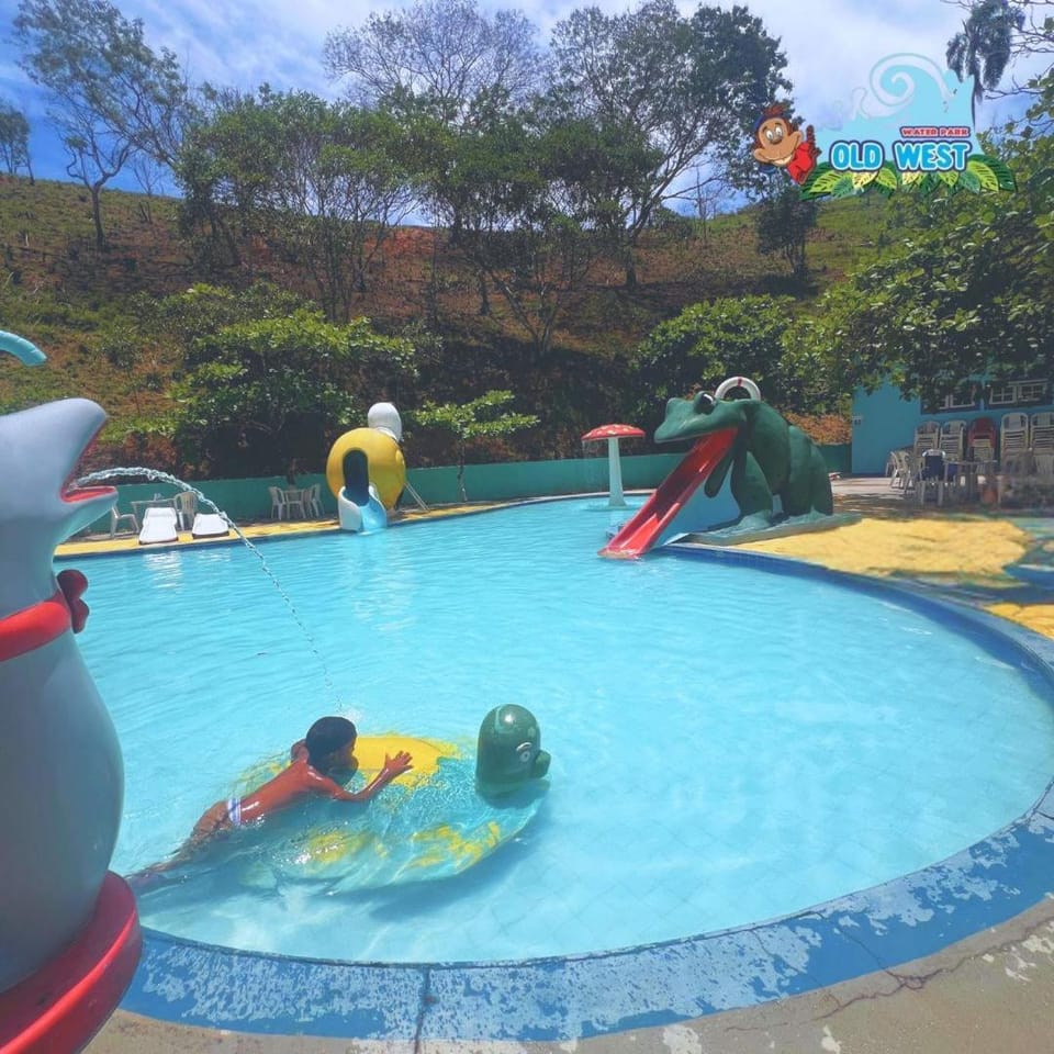 Old West Water Park Apartment in State of São Paulo