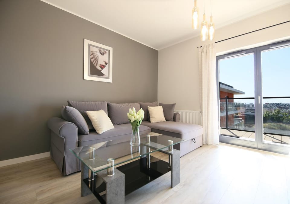 View (from property/room), Balcony/Terrace, Living room, Seating area