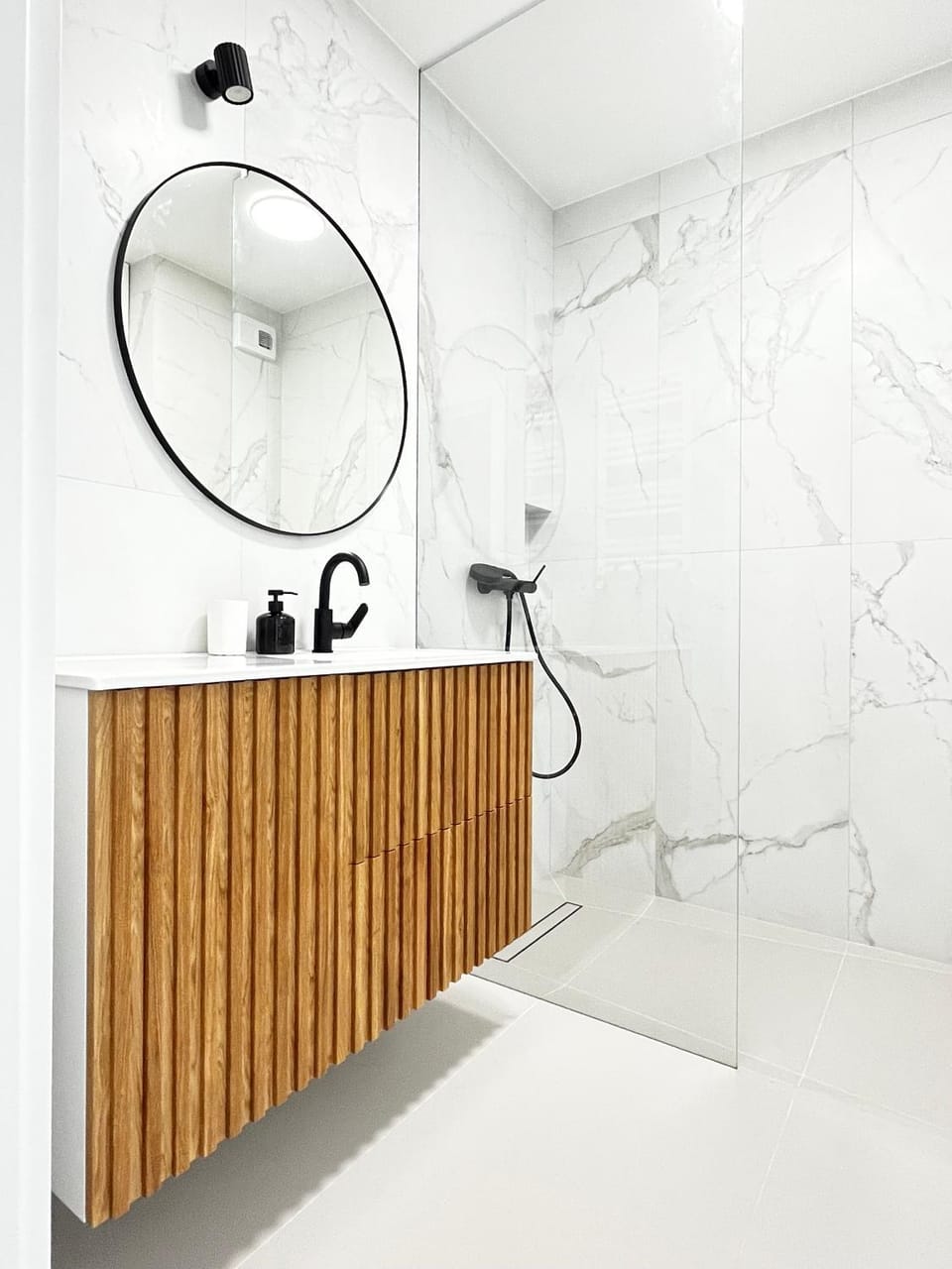 Shower, Bathroom