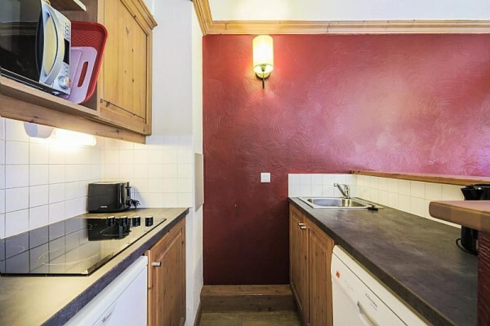 Bathroom, kitchen