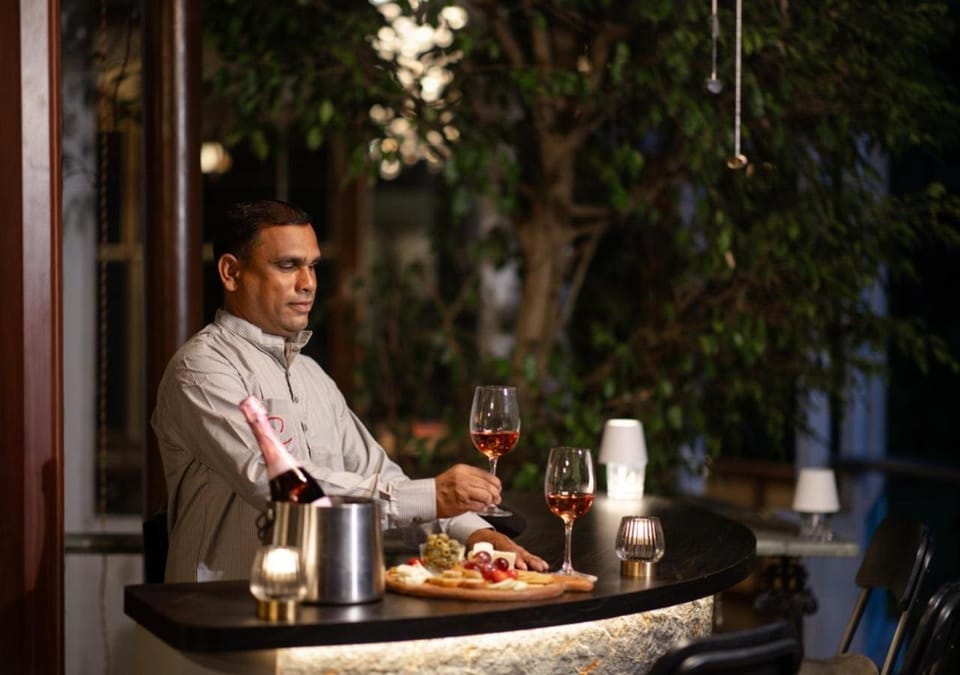 Lounge or bar, Food
