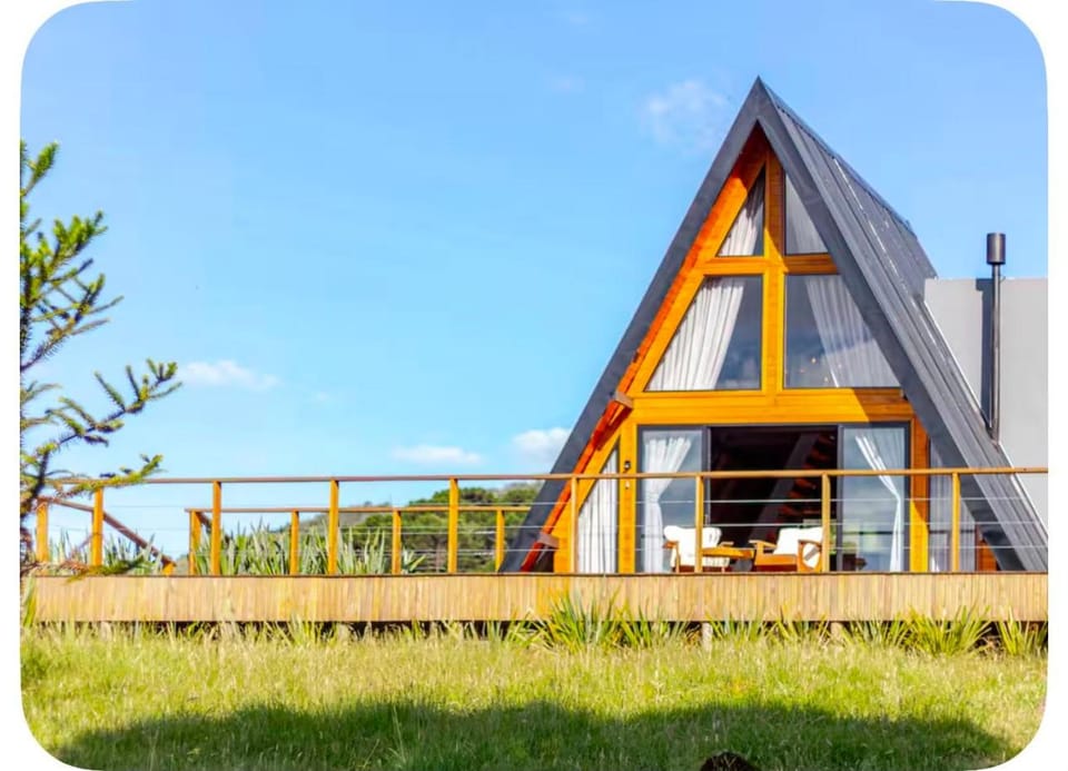 Chalés de Luxo Costa Santti Chalet in State of Santa Catarina