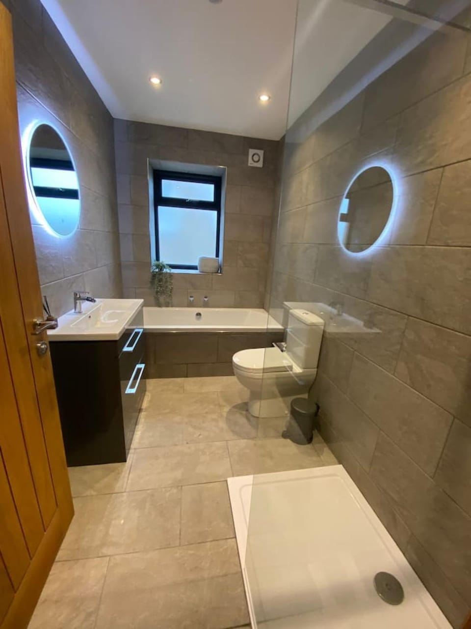 Modern balcony property, Sea views over Newgale Apartment in Nolton and Roch