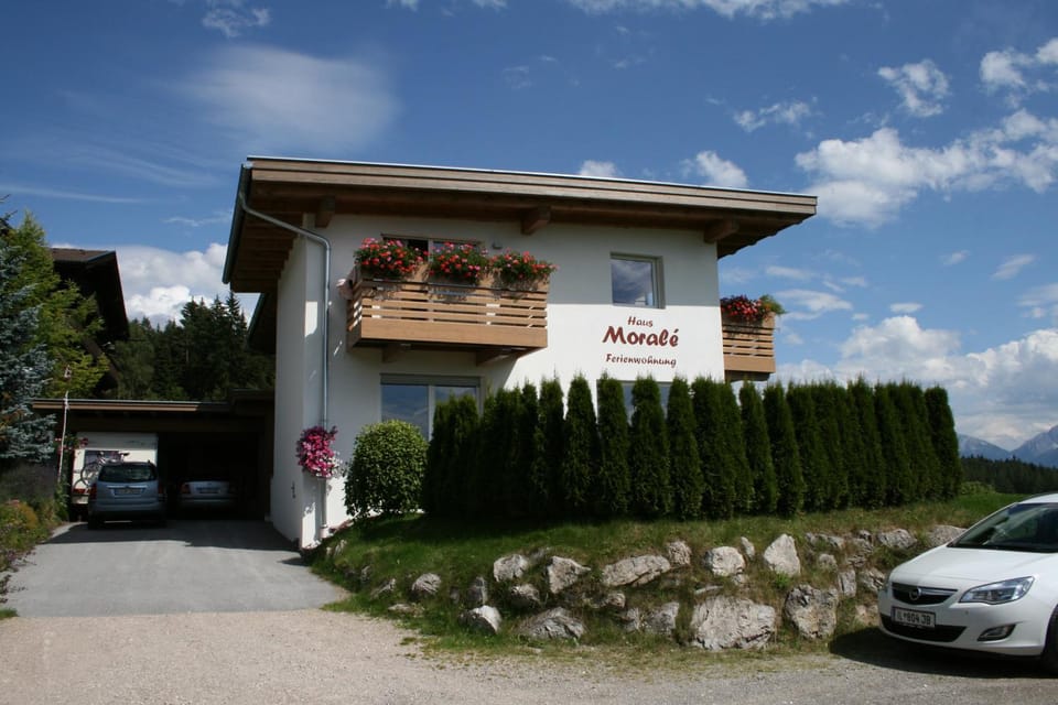 Facade/entrance, Summer