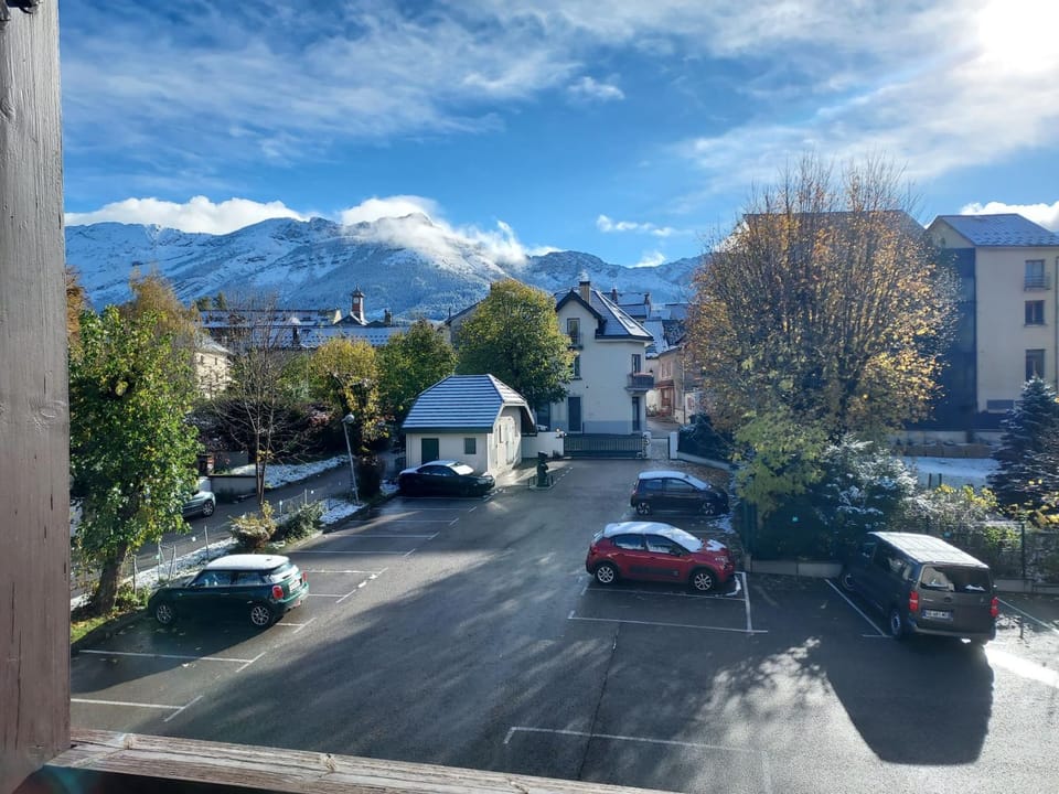 Mountain view, Parking