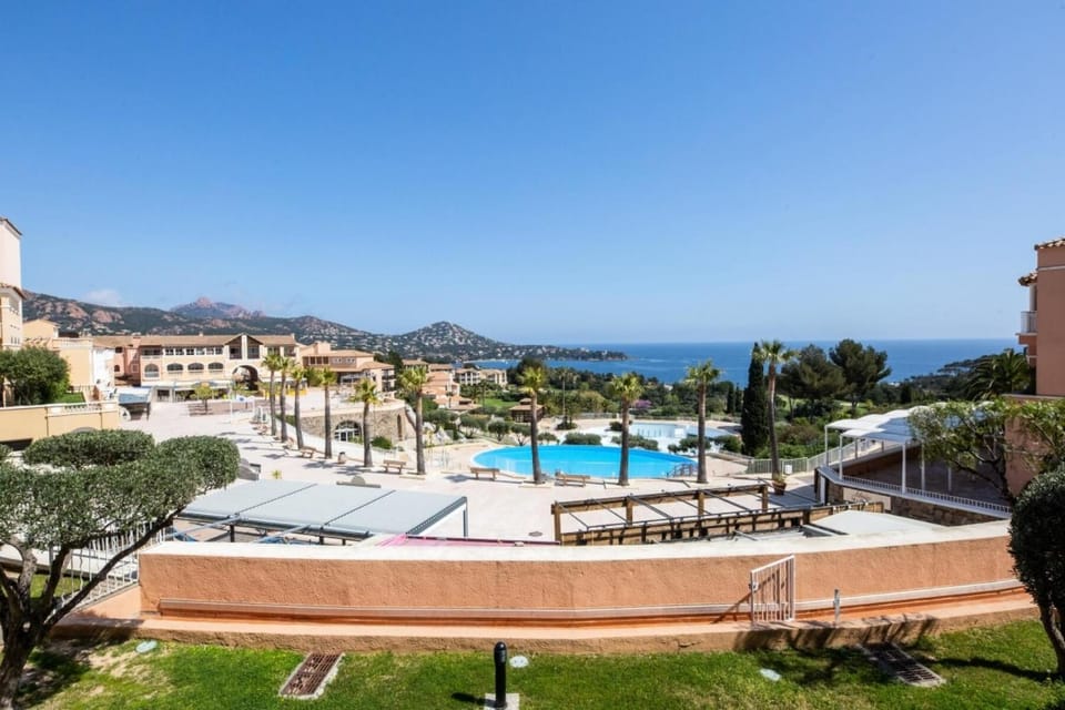 Natural landscape, Summer, Beach, Swimming pool