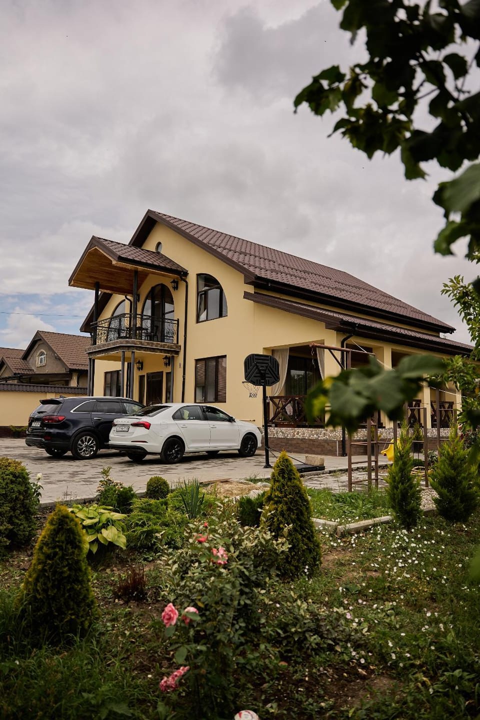 Property building, Inner courtyard view