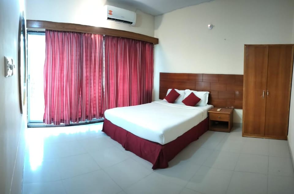 Castle Bay Touch Hotel in Bangladesh
