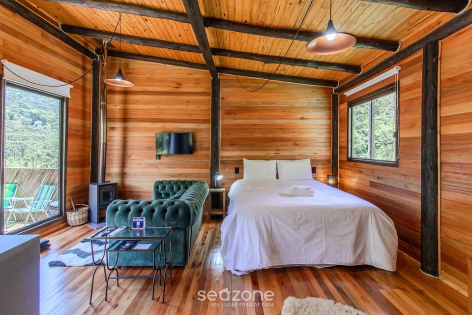 TV and multimedia, Photo of the whole room, Bedroom