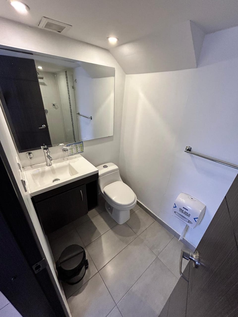Toilet, Bathroom