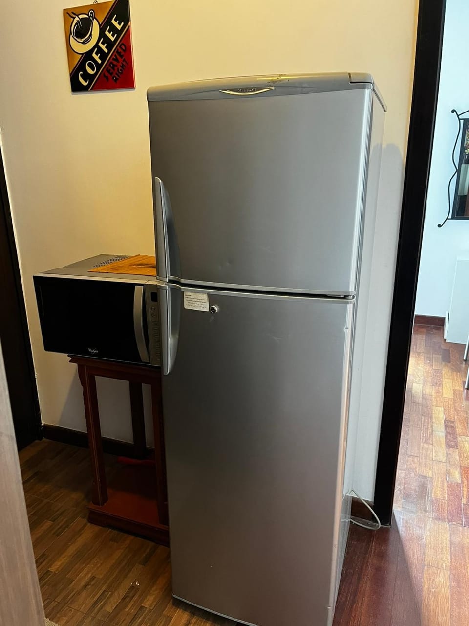 Kitchen or kitchenette, microwave, oven