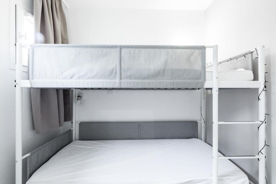 Bed, Bedroom, furniture