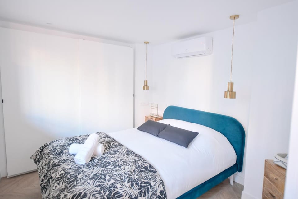 Bed, Bedroom, wardrobe