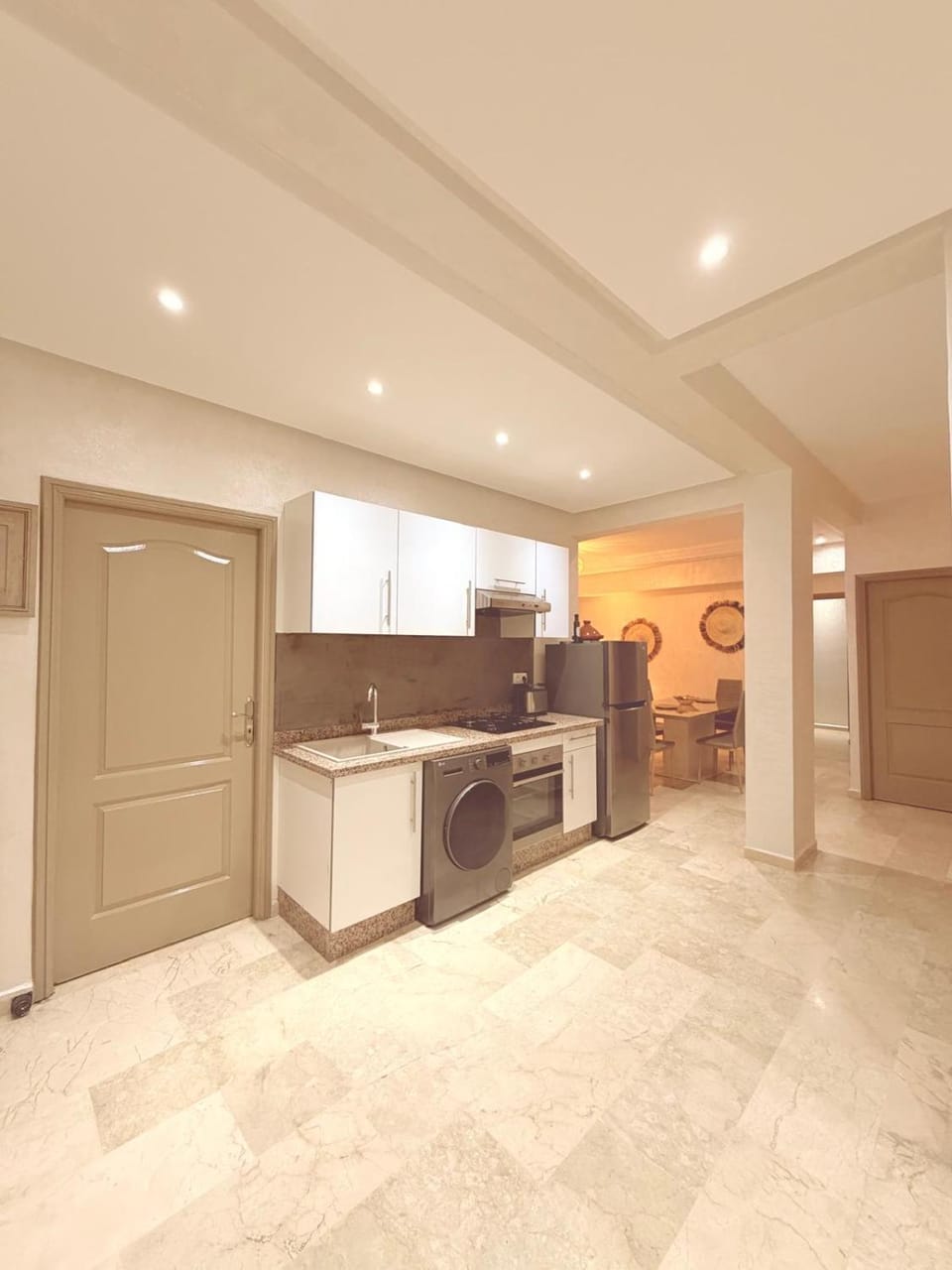 Kitchen or kitchenette, oven