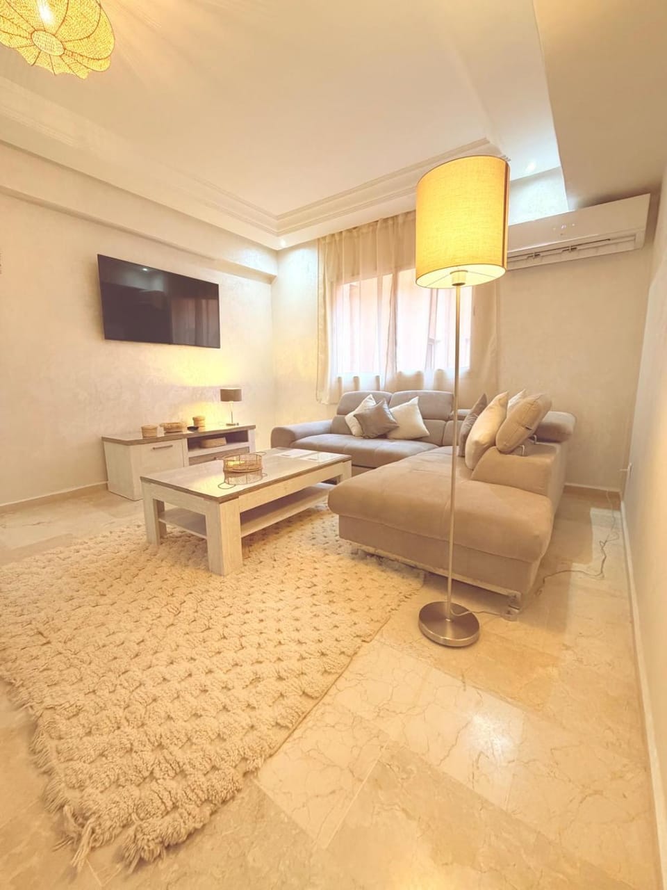 Communal lounge/ TV room, TV and multimedia, Living room, Seating area