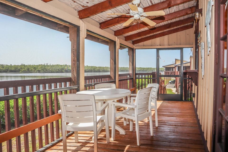 Patio, Natural landscape, View (from property/room), Balcony/Terrace, fireplace