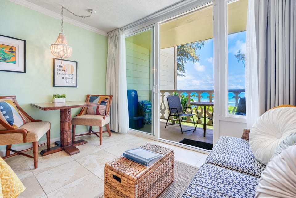 "Slice of Paradise" Oceanfront Studio at Islander on the Beach 225 Apartment in Waipouli Beach