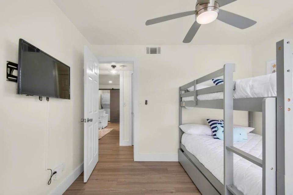 Bluefish 6 Paradise OKA Island 2BR Beauty Apartment in Okaloosa Island