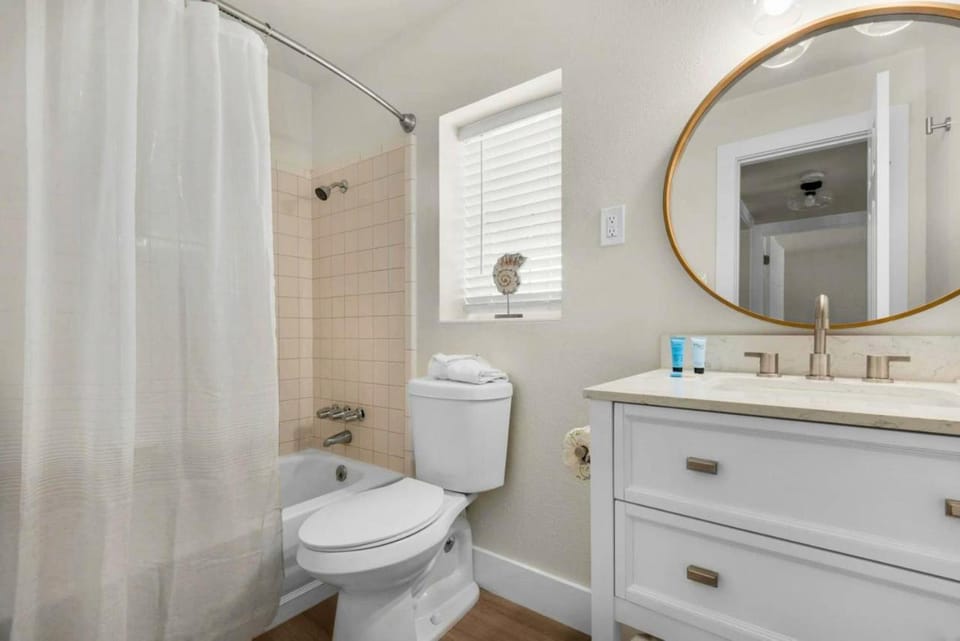 Heated POOL and SPA Bluefish 7 OKA Island 2BR Apartment in Okaloosa Island