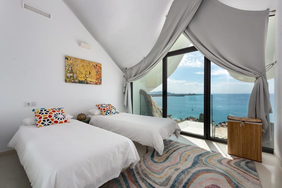 Bed, Bedroom, Sea view
