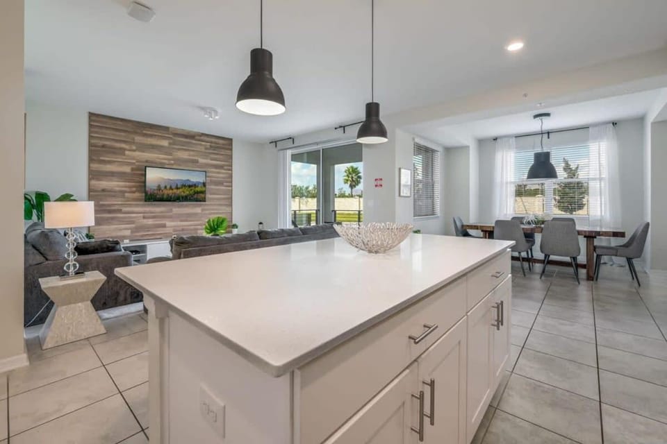 Superb Spacious Condo Prime Resort Apartment in Kissimmee